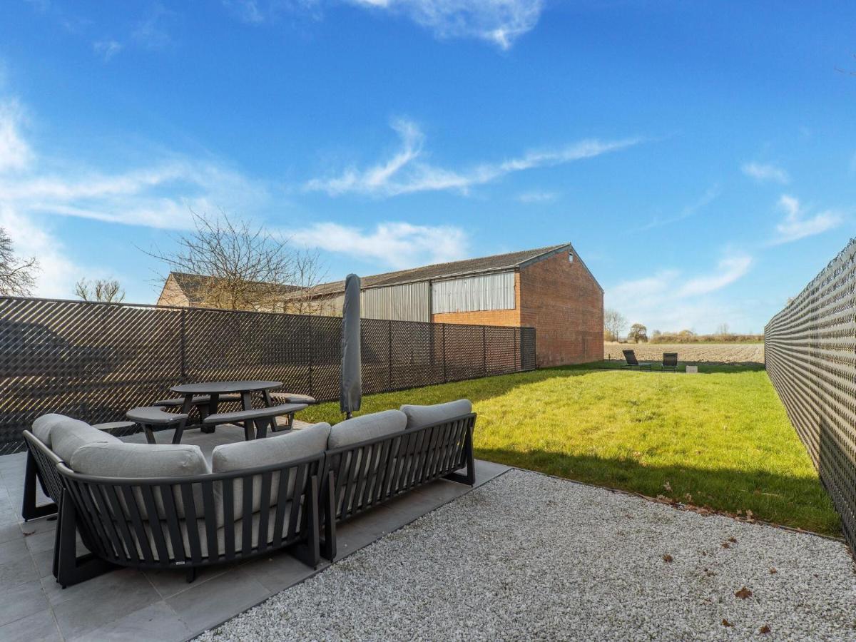 Modern Holiday Home With Garden 알덴버그 외부 사진